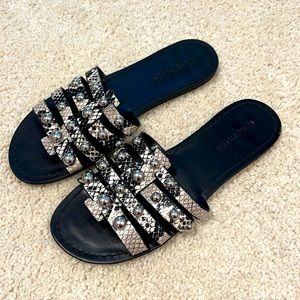 Marc Fisher Slide Sz 7.5